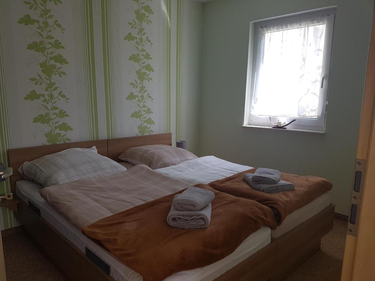 Ferienwohnung Mit Bauernhofflair Лёбау Экстерьер фото